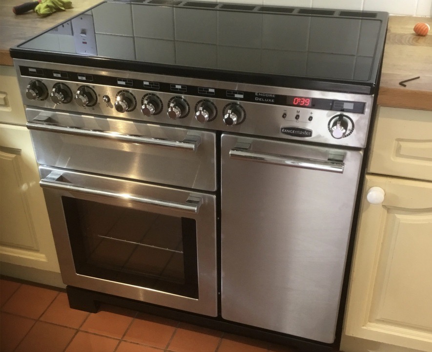 Range Cooker - Bright Spark